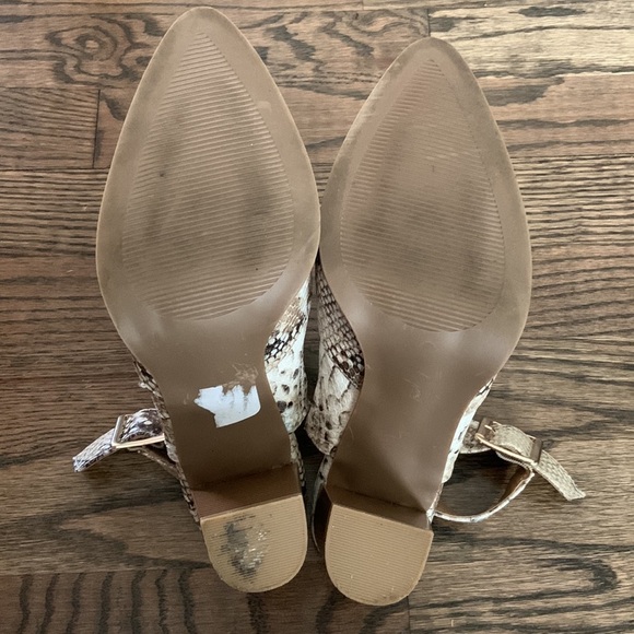 C Comfort Cream Snakeskin Slingback Mule Heels - Picture 8 of 8